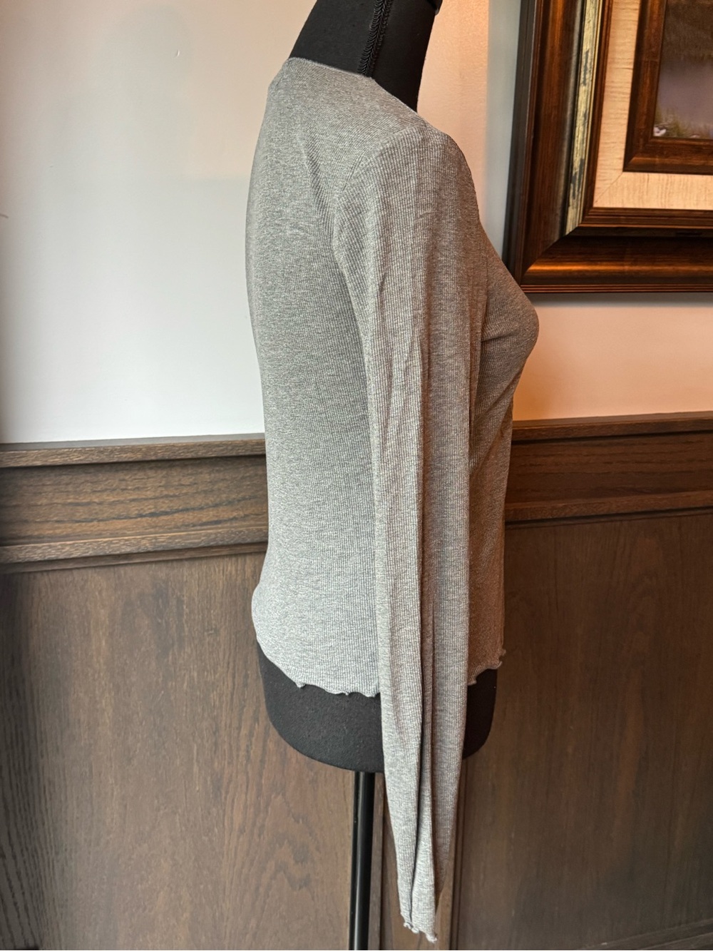 Universal Thread Gray Ribbed Slim Button-Front Top small nwot - Picture 5 of 8